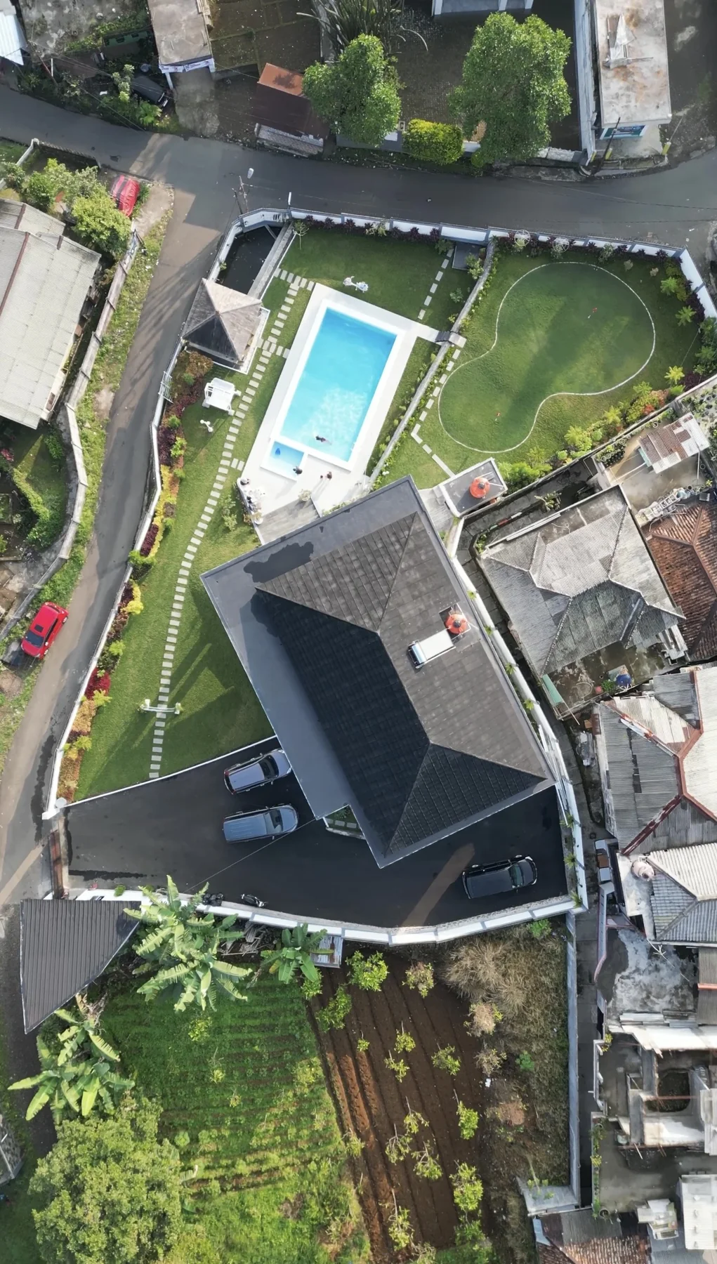 Area parkir luas My Dream Villa